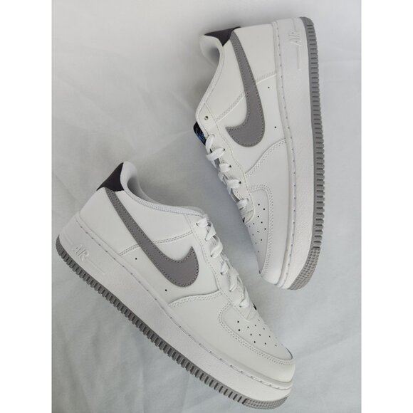 5.5Y | 7.5 WOMEN'S NIKE AIR FORCE ONE 1 LOW GRAY / WHITE FV5948-112 S SNEAKERS - Picture 1 of 9